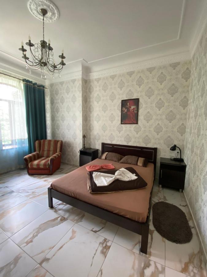 B&B Uman - Апартаменти в парку - Bed and Breakfast Uman