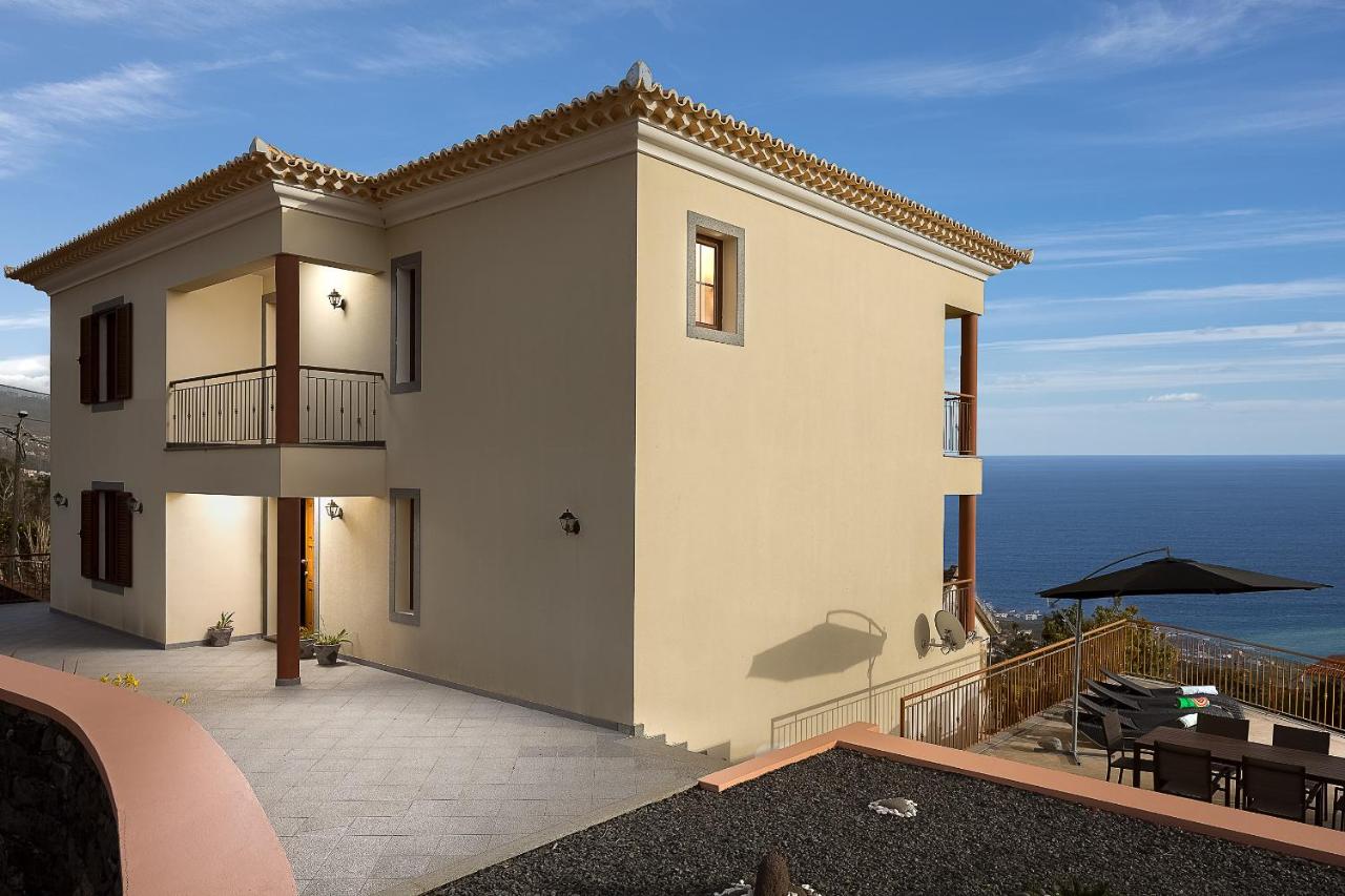 B&B Estreito da Calheta - KING´S HOUSE (Sea View and Indoor BBQ) - Bed and Breakfast Estreito da Calheta