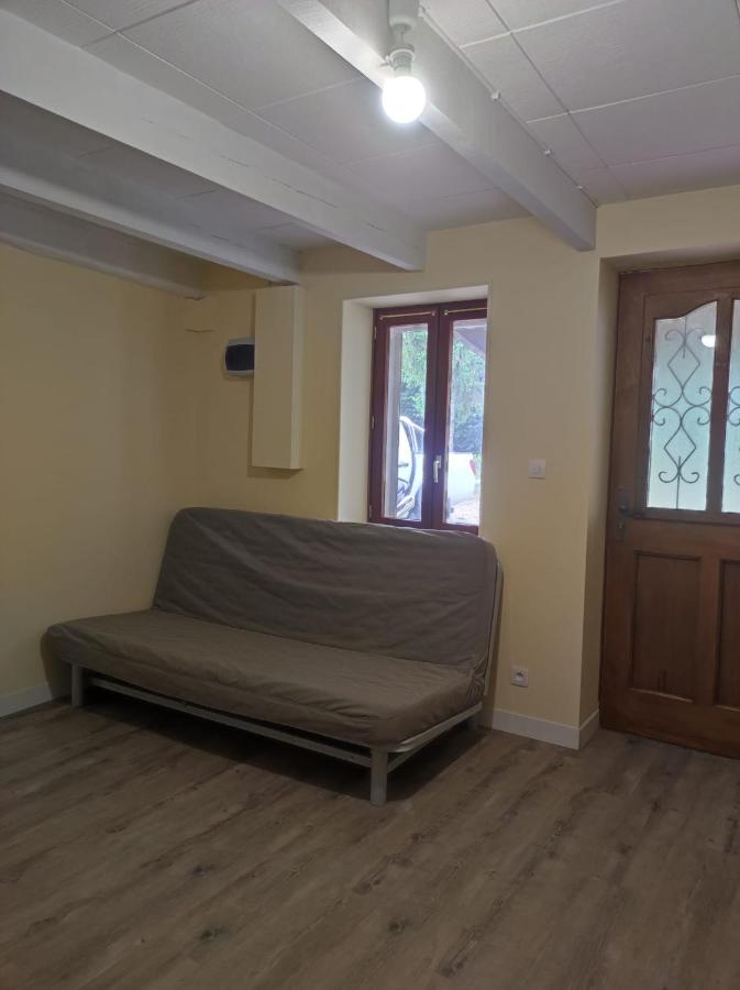 Les petits volets bleus - B&B Bouchet