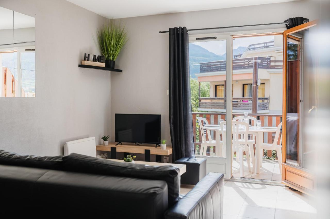 Charmante maison contemporaine idéalement située - B&B Embrun