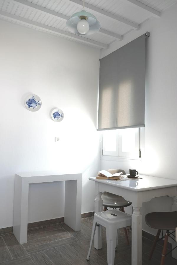 Studio (2 Adults)