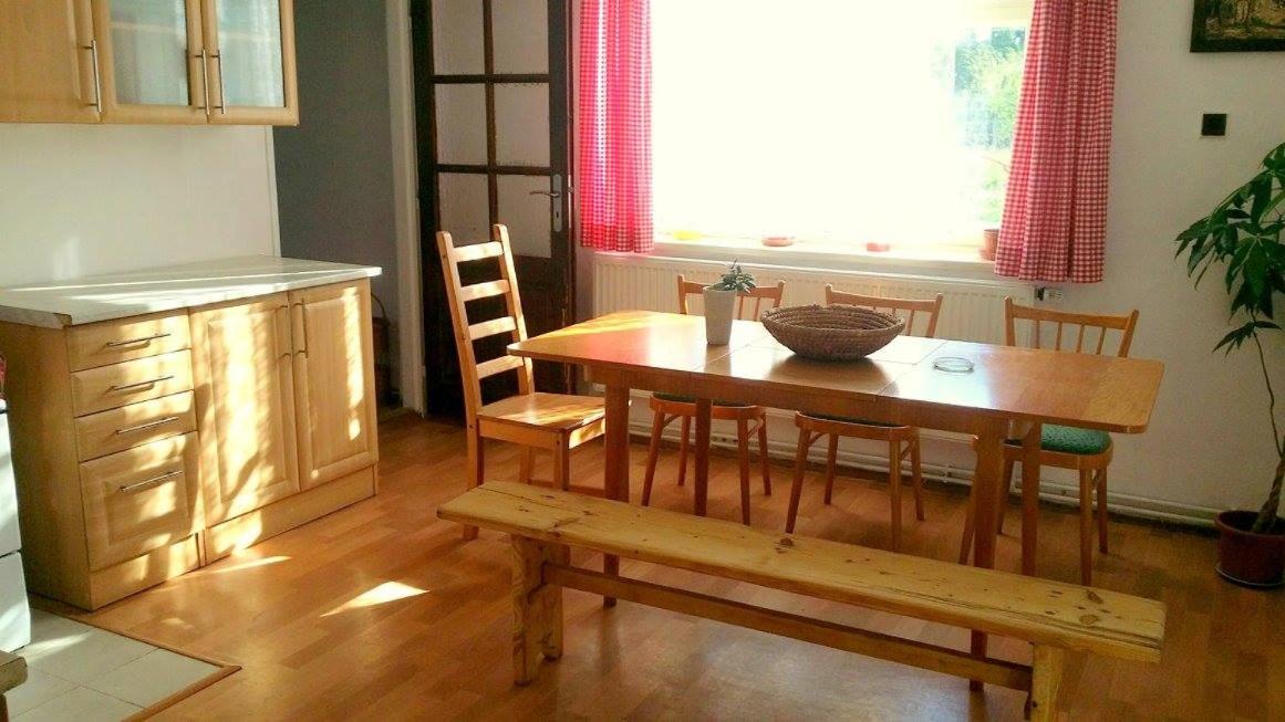 Apartment with Garden View