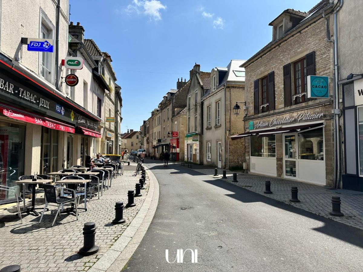 Charmante Maison en Pierre - Centre Ville - Plage - B&B Ouistreham
