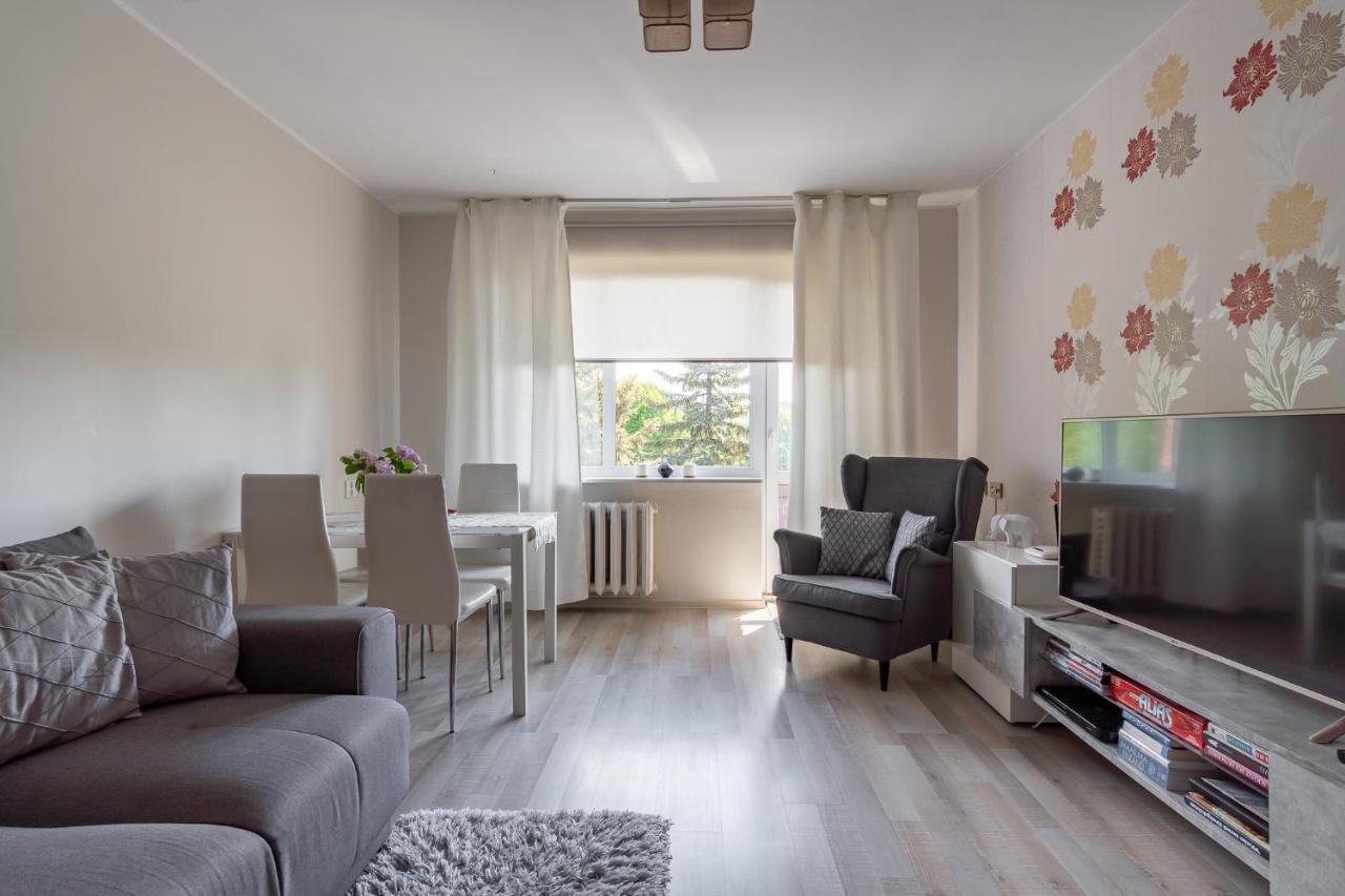 Perfect apartment near the beach + 5 free bikes - B&B Pärnu