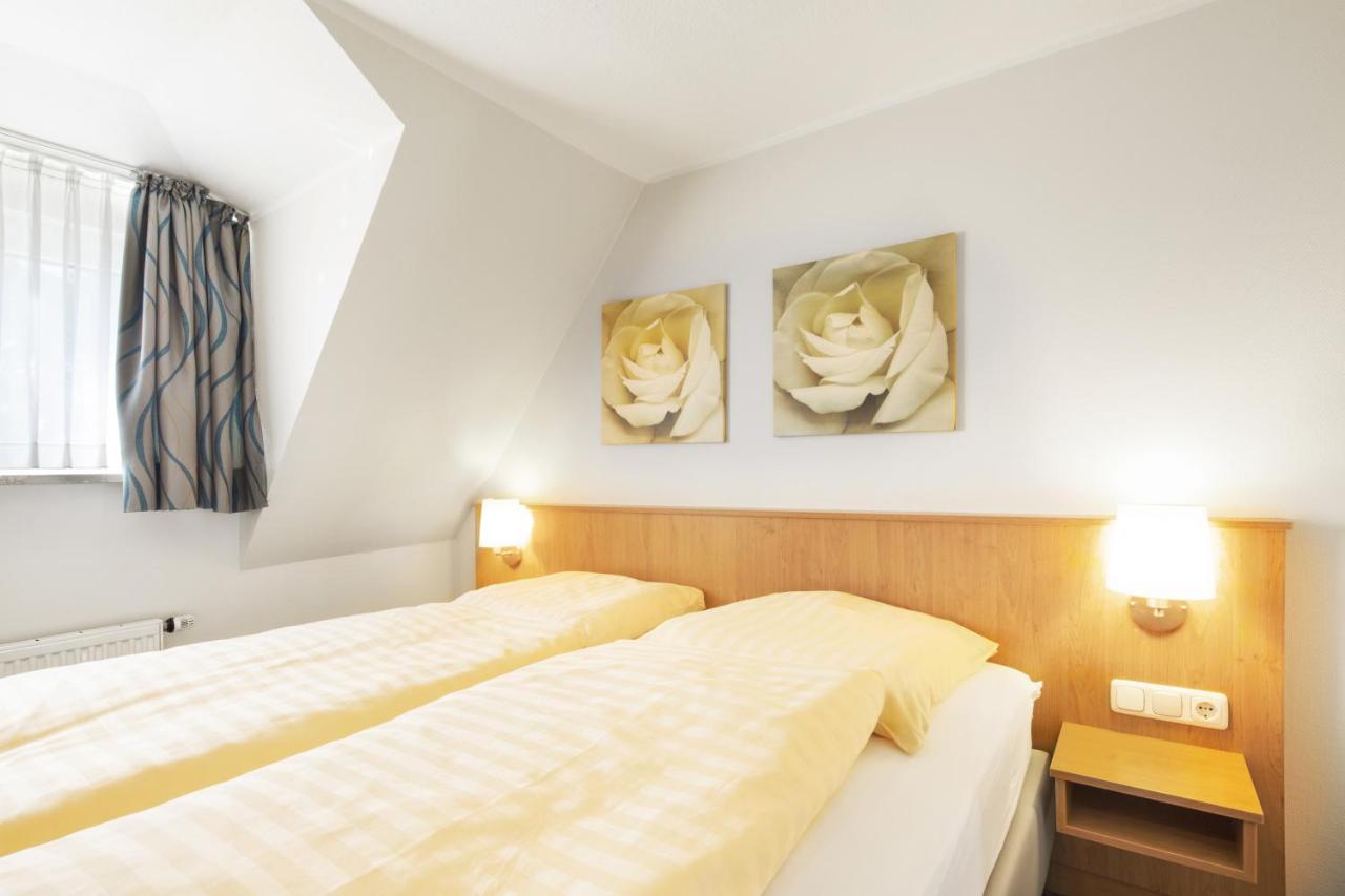 One-Bedroom Apartment with Sea View