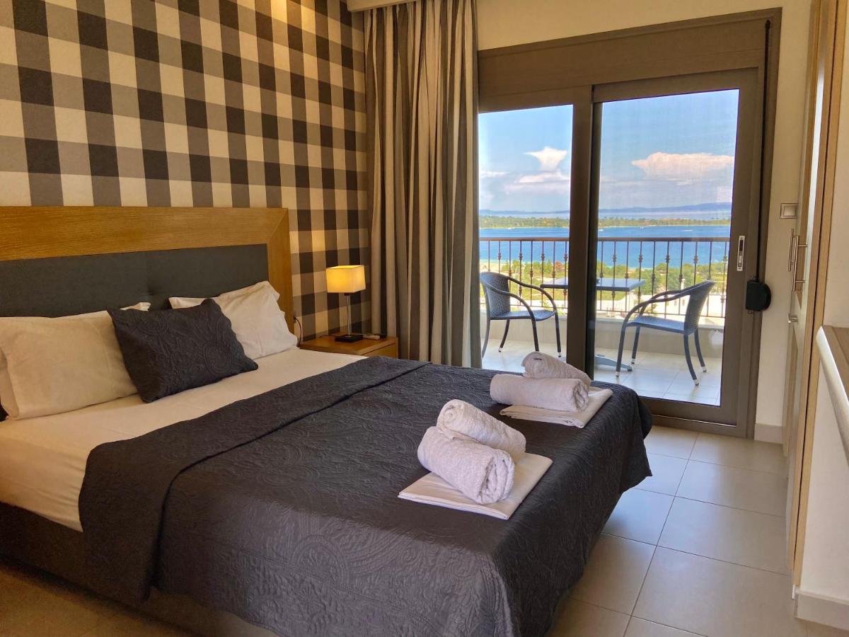 Studio with Sea View (2 Adults)