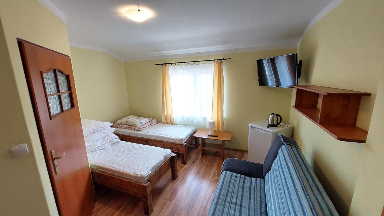 Dreibettzimmer mit eigenem Bad