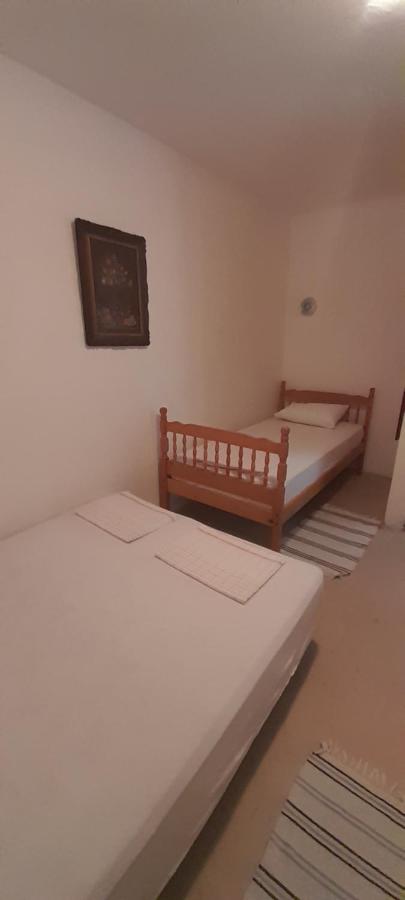 Chambre Triple avec Salle de Bains Privative