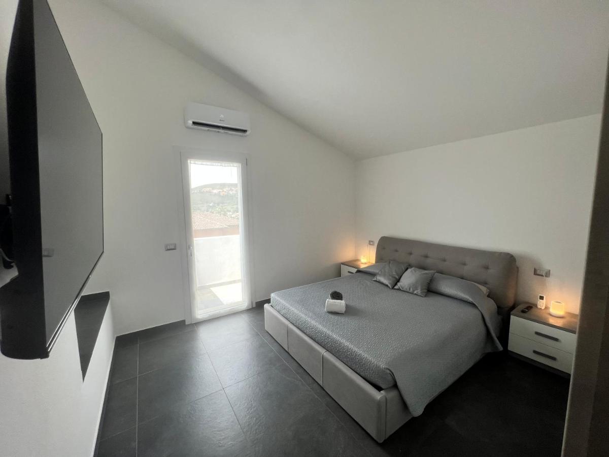 B&B Sant'Antioco - Bellavista Modern Apartment - Bed and Breakfast Sant'Antioco