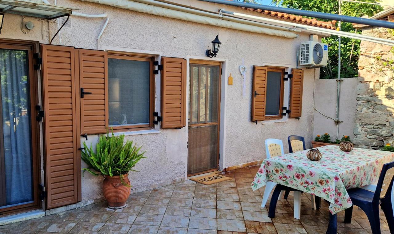 Afroditi's 2 - B&B