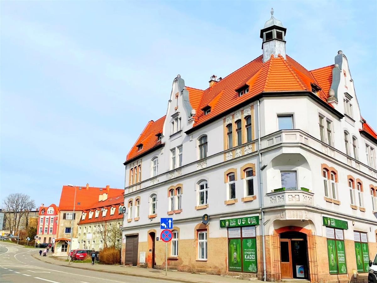 Apartament Stary Zdrój - Bed and Breakfast Wałbrzych