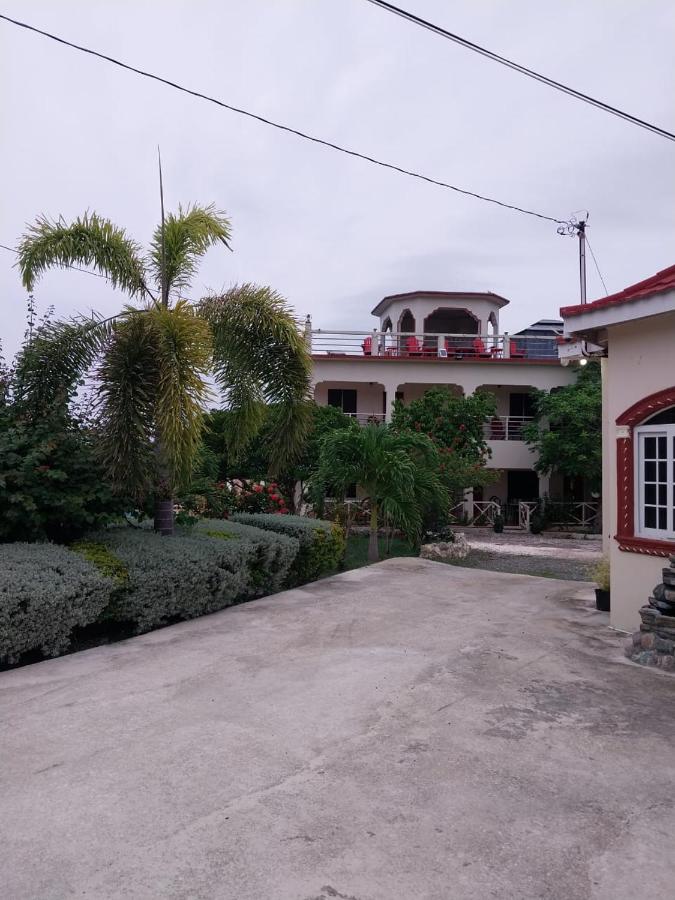 Eliwes Villa - Bed and Breakfast