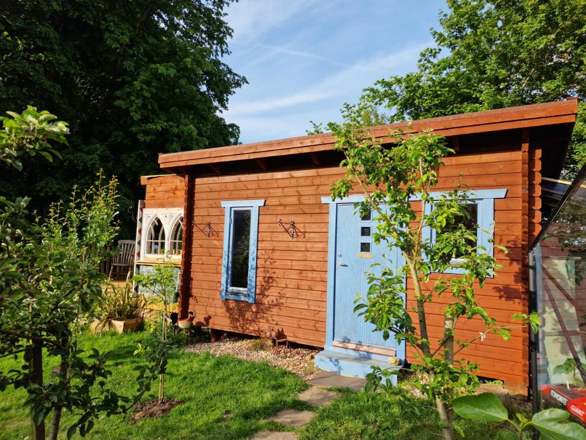 B&B Dorchester - Piddle Puddle Cabin - Bed and Breakfast Dorchester