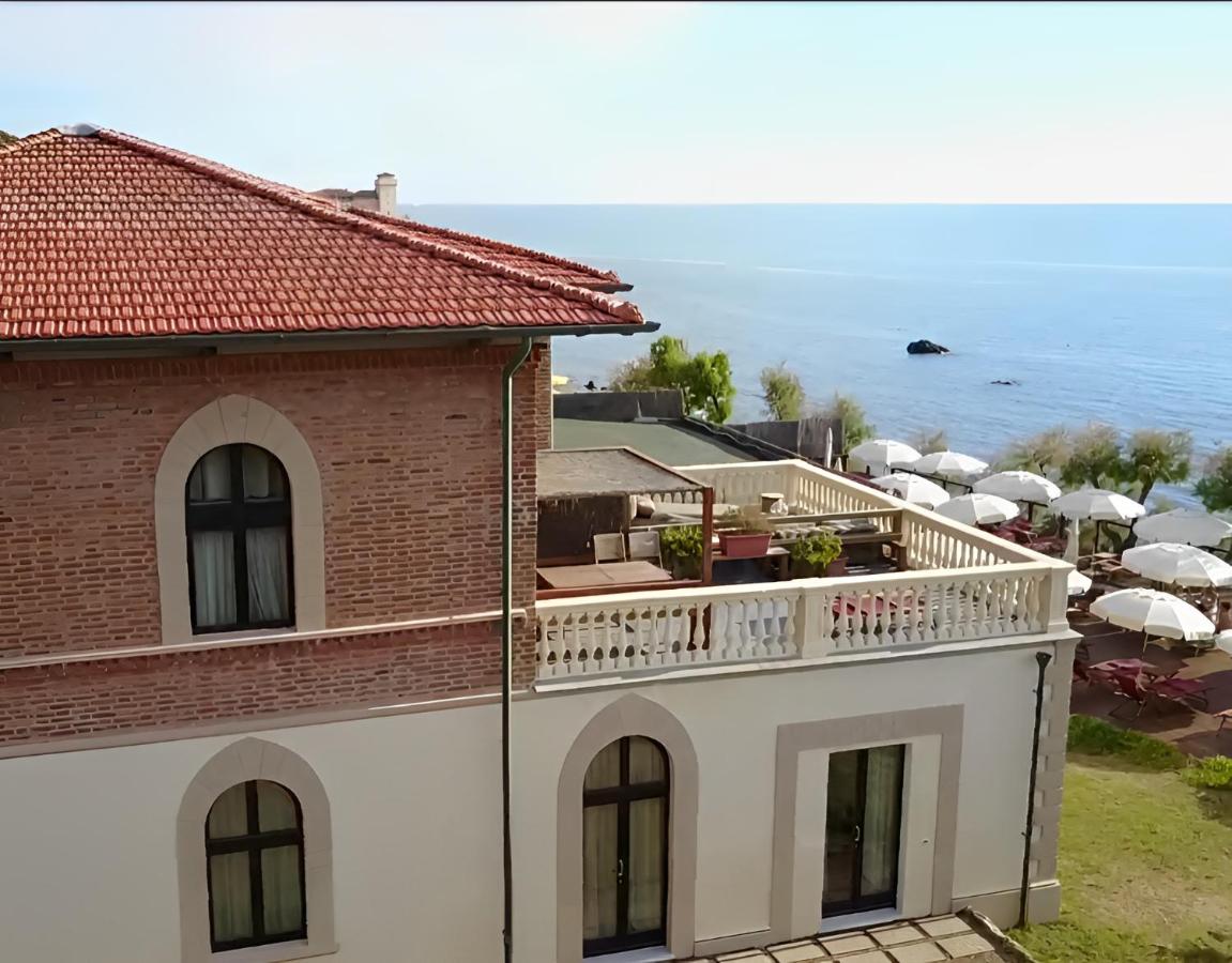 Studio with Sea View
