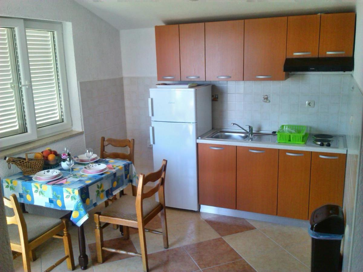 Studio Apartment with Sea View