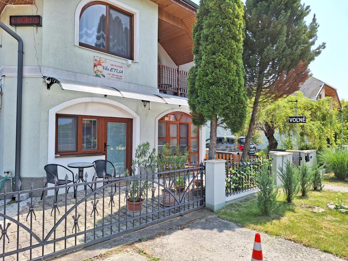 Vila ETIJA - Bed and Breakfast