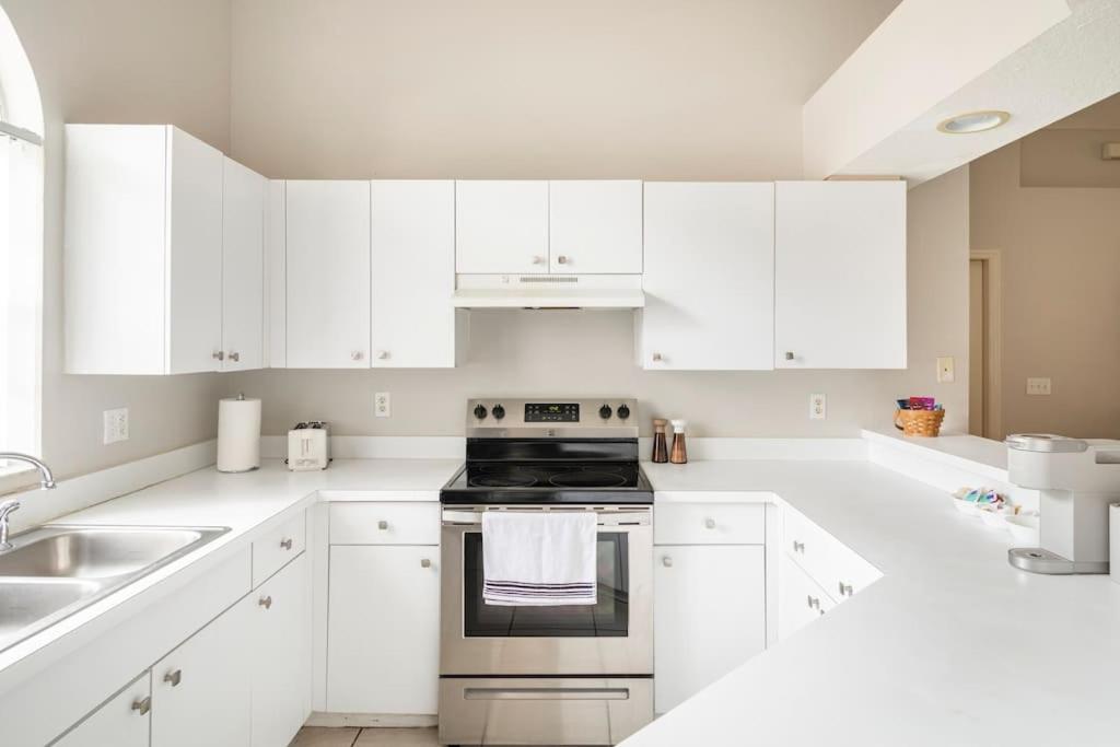 Quiet Getaway to Tampa & Orlando - Ferienwohnung