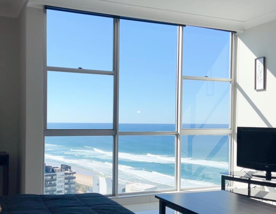 B&B Gold Coast - Perfect Holiday Escape with Ocean View at Surfers - Bed and Breakfast Gold Coast