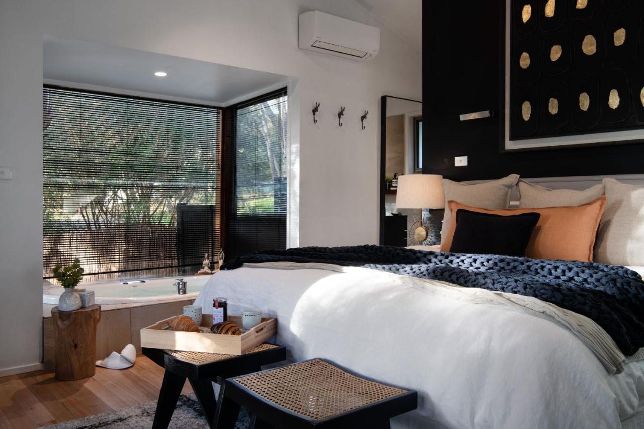 Negroni Lane - B&B Hepburn Springs