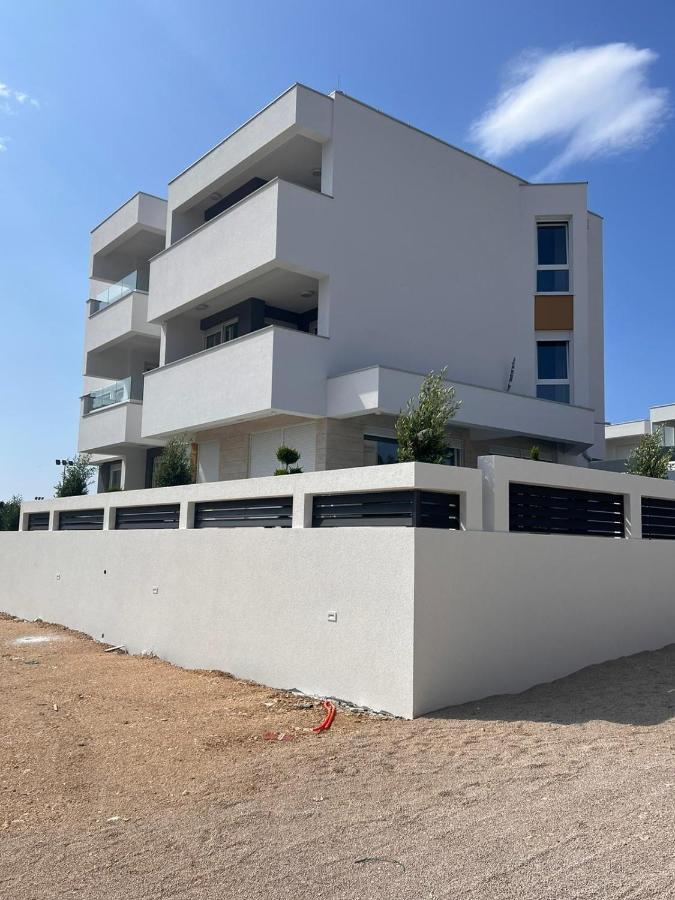 Luxury apartment Golden Mint - B&B Novalja