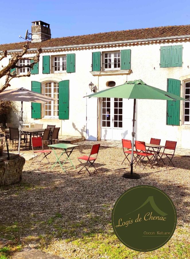 B&B Chenac-Saint-Seurin-dUzet - Logis de Chenac - Bed and Breakfast Chenac-Saint-Seurin-dUzet