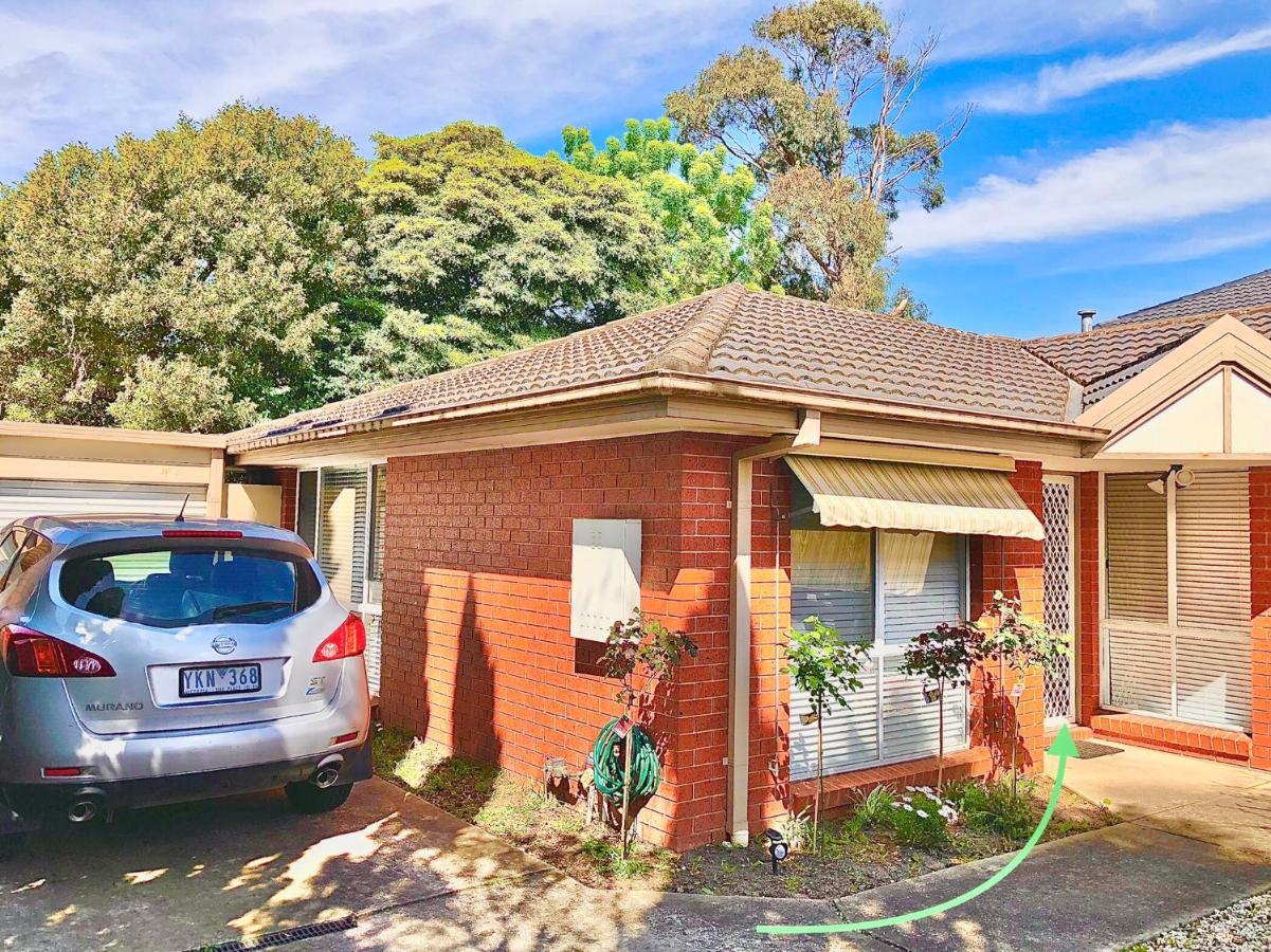 Private Room No.2 beside Monash University, Clayton - Bed and Breakfast