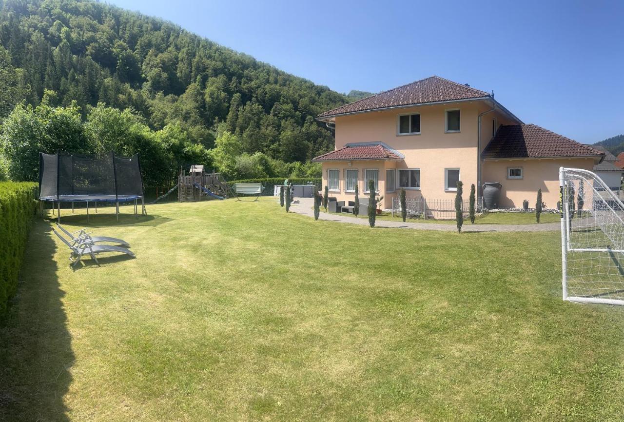 B&B Utzenfeld - Toscana-Residenz im Schwarzwald - Bed and Breakfast Utzenfeld