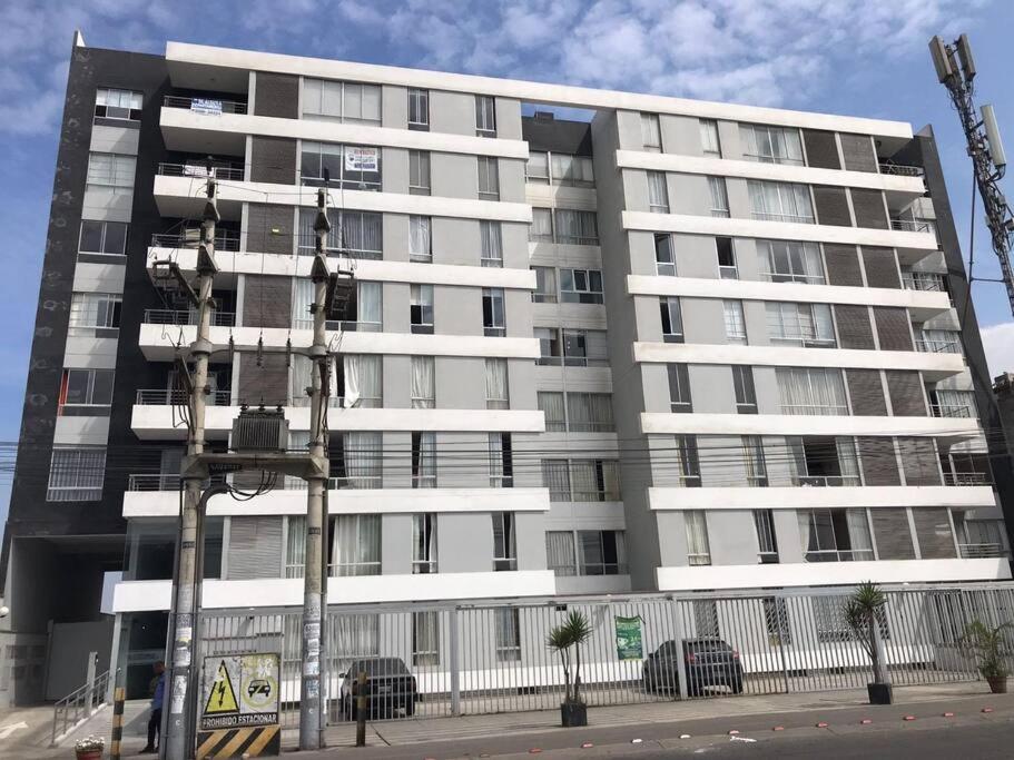 Lindo Departamento en Av. Guardia Civil 861 - Chorrillos - Chambres d’hôtes Lima