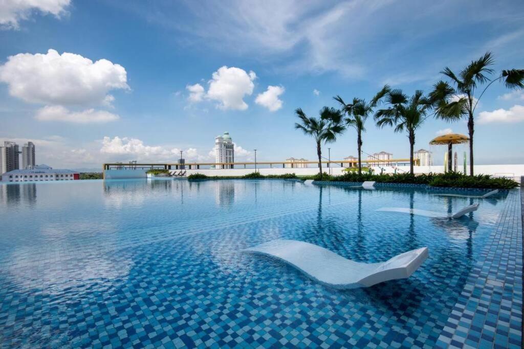 Paradise Home- 10Pax/4CarPark- Pg Bridge/KPJ Hosp - Bed and Breakfast