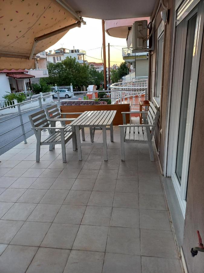 dimis apartment - Chambres d'hôtes Néa Michanióna