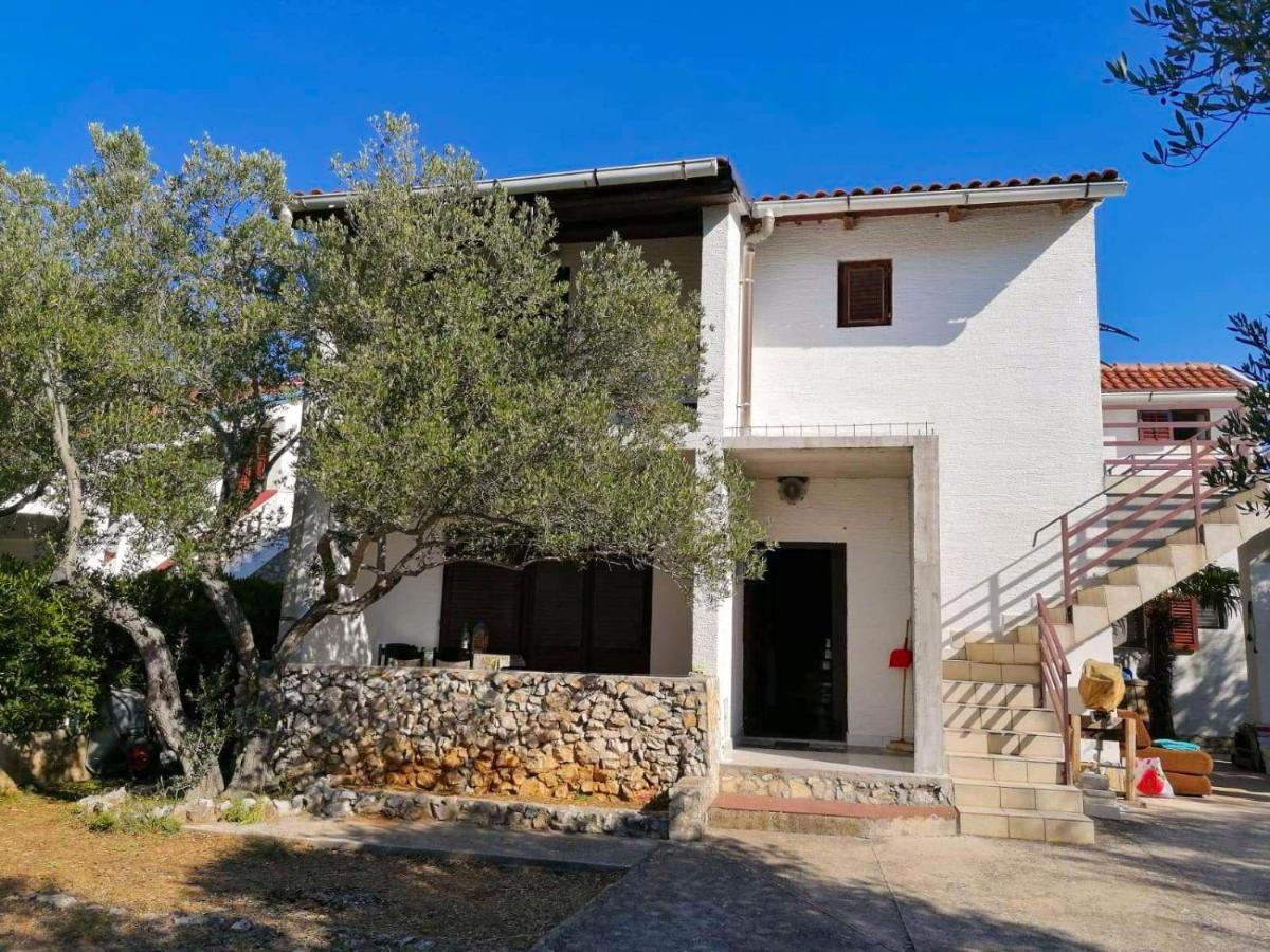 Apartmani Sajrih - Bed and Breakfast Ždrelac