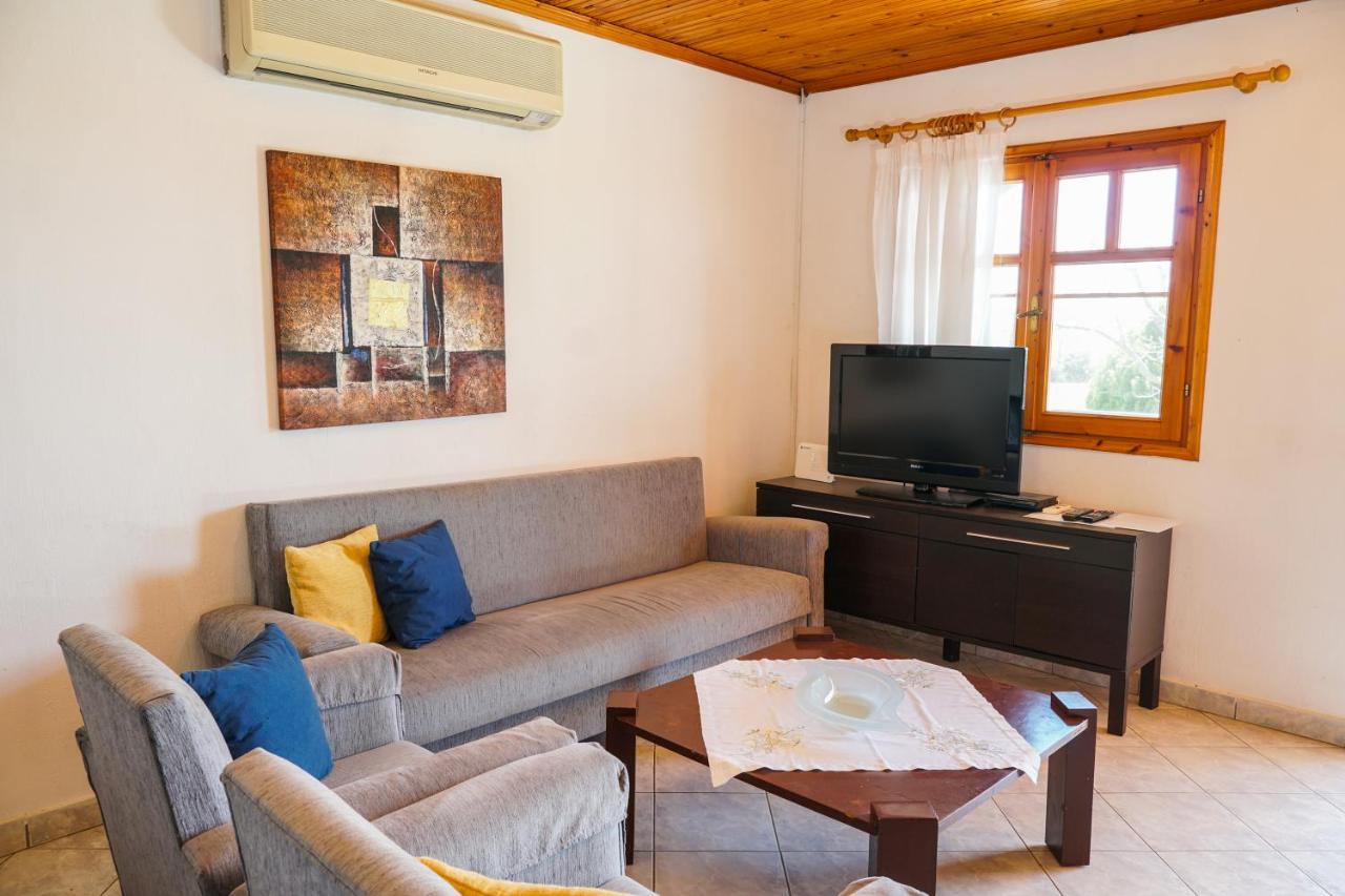 Mallos Vacation House - B&B