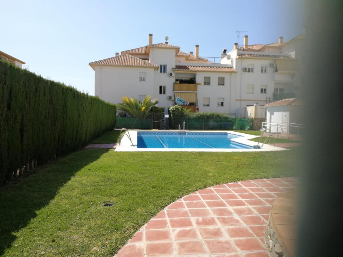 AMPURDAN, Piscina, Vistas, 10 min de la Playa - B&B