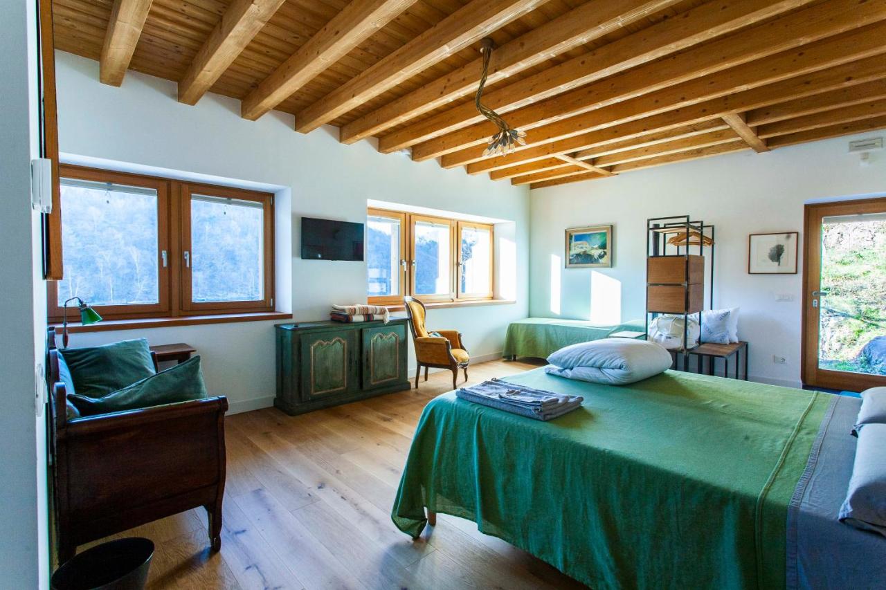 Double Room with Lake View