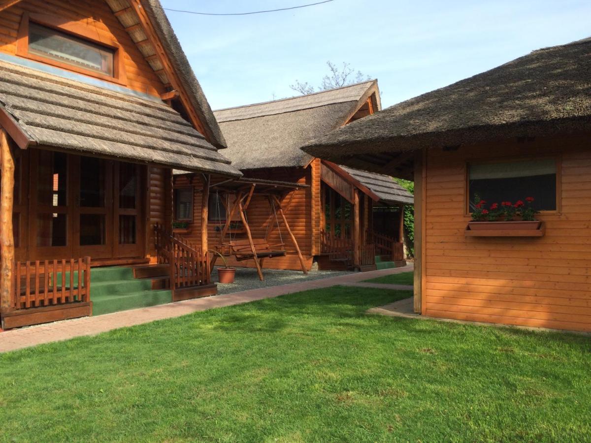 Sulyom Panzió - B&B Tiszafüred