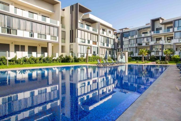 Appartement spacieux avec piscine à Dar Bouazza - Casablanca - Chambres d’hôtes