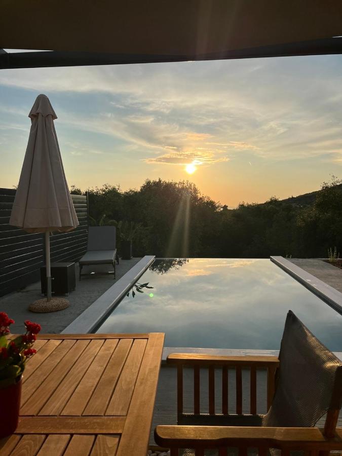 Elaionas Estate Perdika - Ferienwohnung Pérdika
