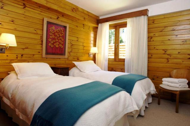 Bungalow (4 Adults)