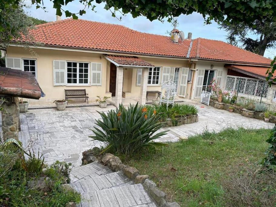 Villa Rita fronte campo Golf - B&B