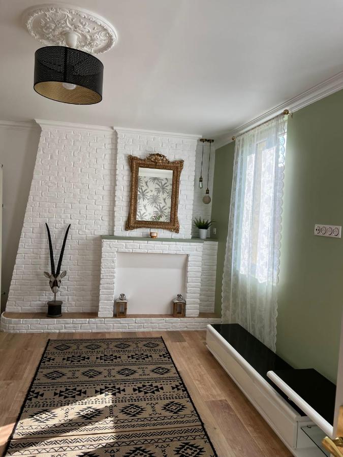 Maison au bord de l'eau et au calme pour les vacances - Bed and Breakfast Saint-Denis-de-Pile