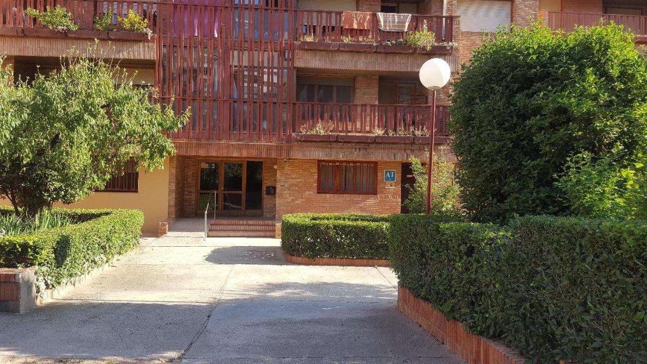 Apartamentos Alcañiz, Marisol - B&B