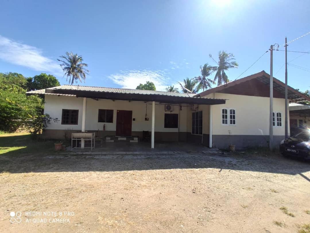 B&B Pantai Cenang - Homestay Pulau Langkawi iii - Bed and Breakfast Pantai Cenang