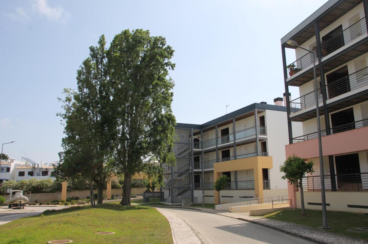 Sea View Apartment Near Meia Praia Beach in Lagos! - B&B