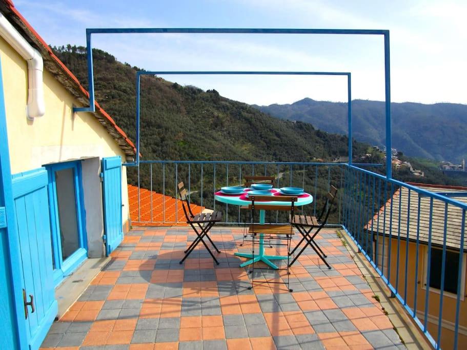 B&B Montale - The Cinque Terre nest, with terrace and view - Bed and Breakfast Montale