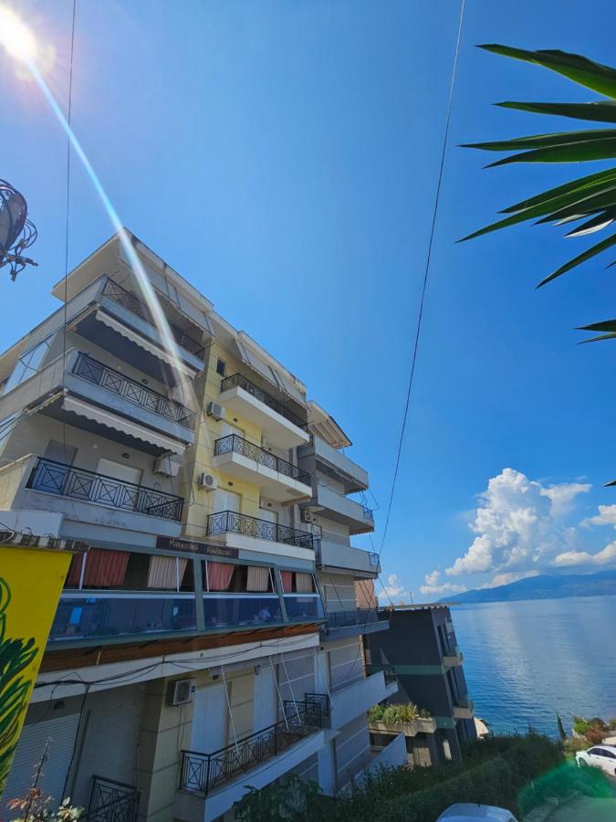 Amazing Sea View Apartment - B&B Santi Quaranta
