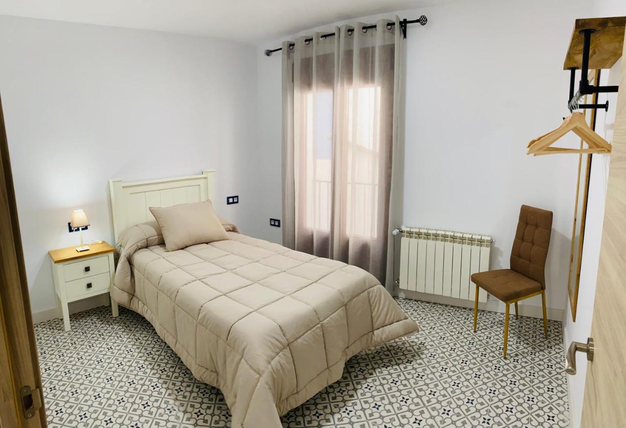 Al-Qazeres Suites - B&B