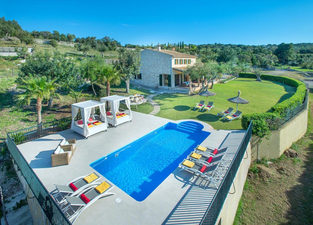 B&B Pollença - Owl Booking Villa Siquier - Luxury Retreat with Mountain Views - Bed and Breakfast Pollença