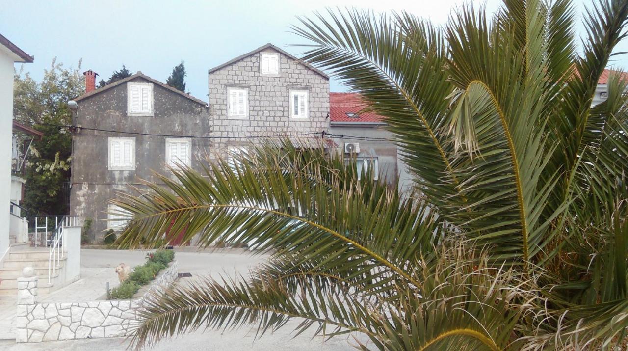 Apartments Neda - Chambres d’hôtes