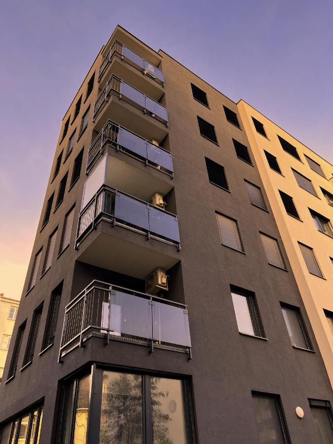 Elegant Escape Apartment I - City Centre - Bed and Breakfast