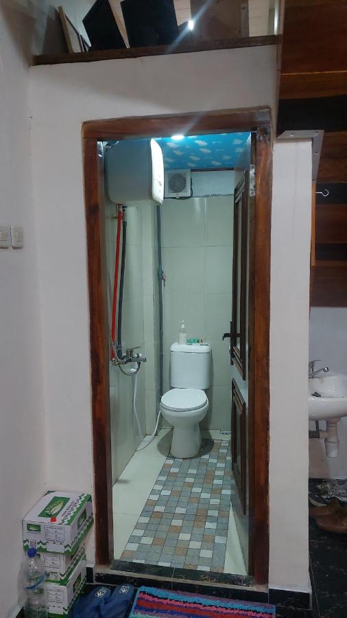 Doppel-/Zweibettzimmer mit Gemeinschaftsbad